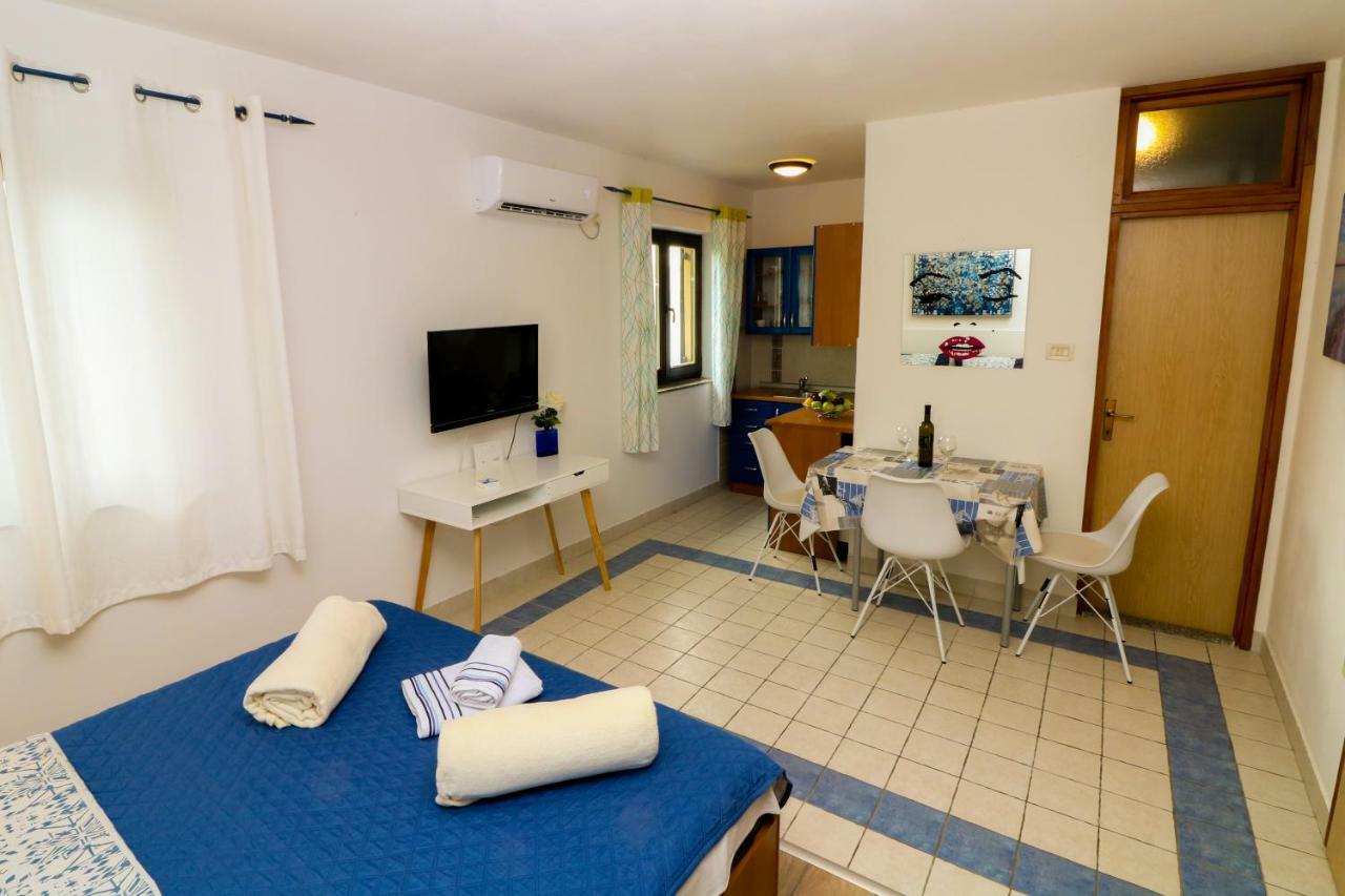 Apartments Ines Baška Esterno foto